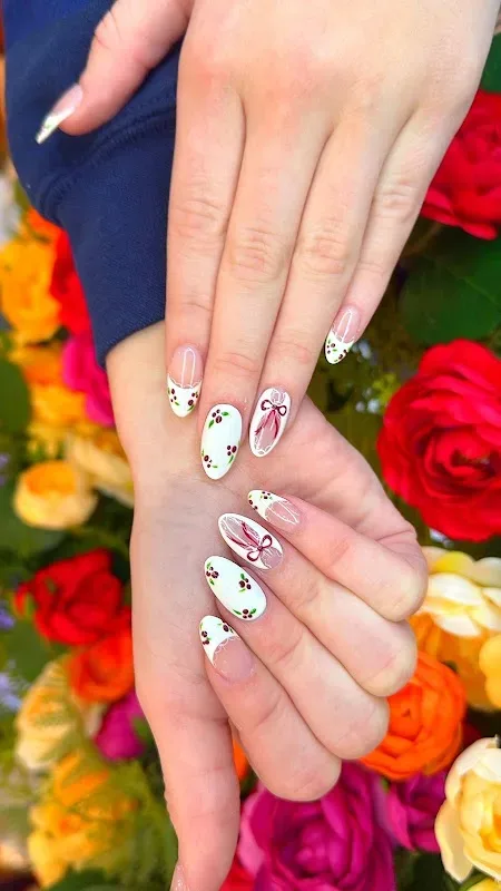 La Brise Nail Lounge — Nail salon in Zionsville